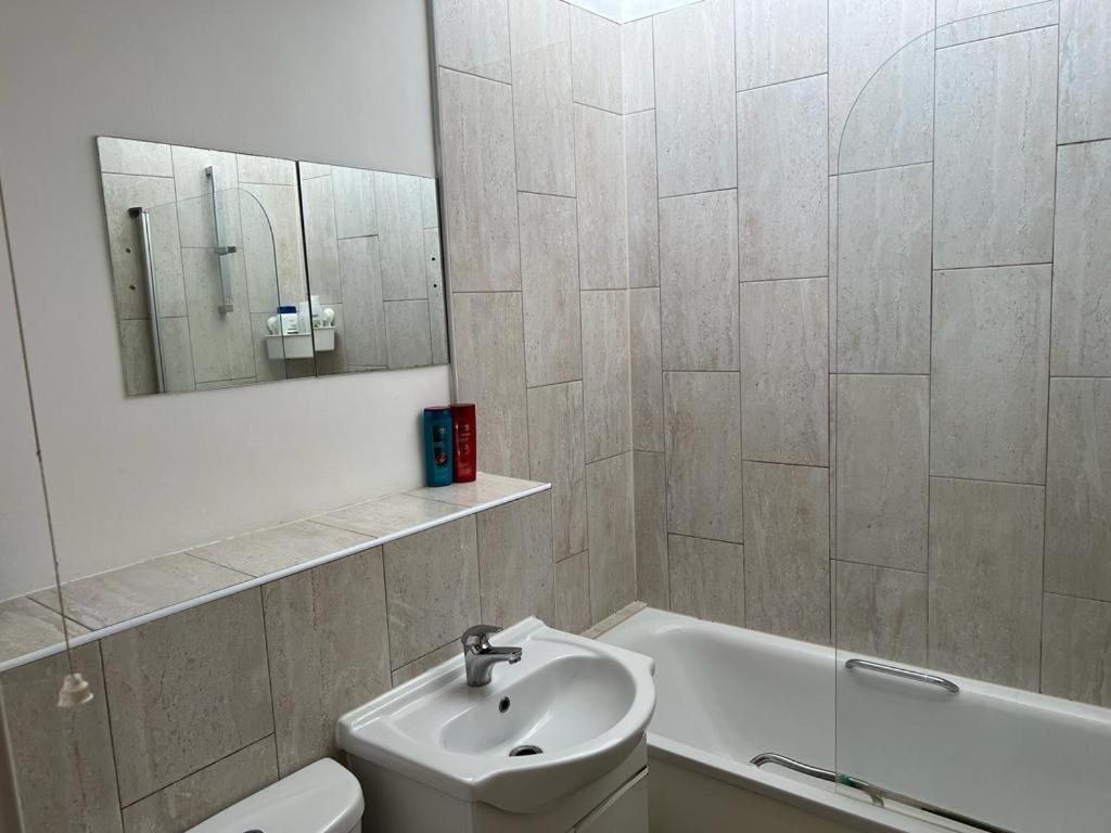Entire Flat In Euston-Kings Cross Appartement Londen Buitenkant foto
